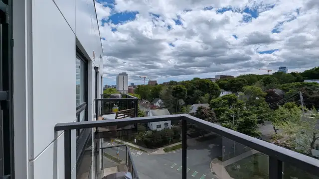 1 Bedroom, 1 Bathroom Apartment in Long Term Rentals in City of Halifax - Image 5