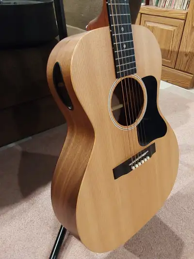 Gibson G-00 Acoustic Guitar w/Gibson Deluxe Bag, View more