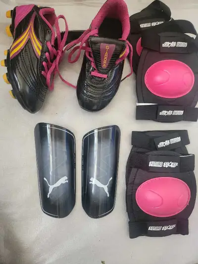 Diadora Soccer Shoes & Gear - Size 13, View more