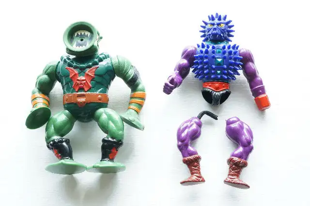 2 Vintage MOTU figures LEECH SPIKOR 1984 Mattel Masters Universe in Arts & Collectibles in Guelph - Image 2