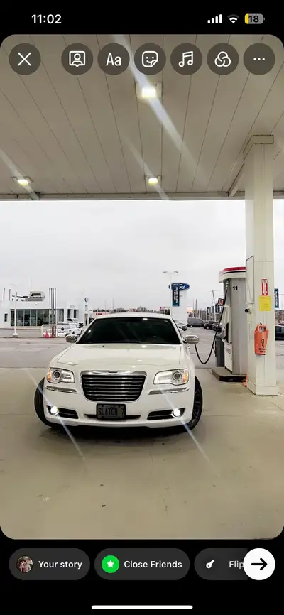Chrysler 300 In Imaculate Condition 