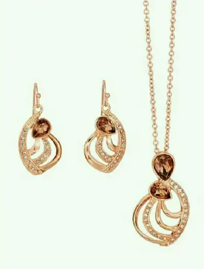 New Avon Necklace and Earrings set , View more