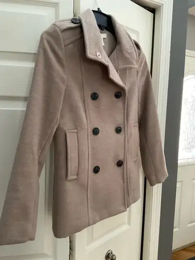 H&M Jacket, Like New, in McKenzie Lake SE, View more