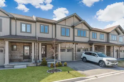 72 SEVERINO CIRC IN WEST LINCOLN. This beautiful property is listed at $679,900. This spotless, beau...