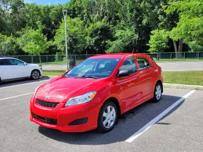 Toyota Matrix 2009, Automatique, SEULEMENT 83 100 KM, 4 cylindres, 1,8L ,air climatisé, vitres et po...