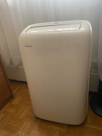 Toshiba - Air Conditioner 