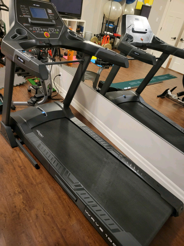 Frequency Wave 1000-T Treadmill in Exercise Equipment in Belleville - Image 2