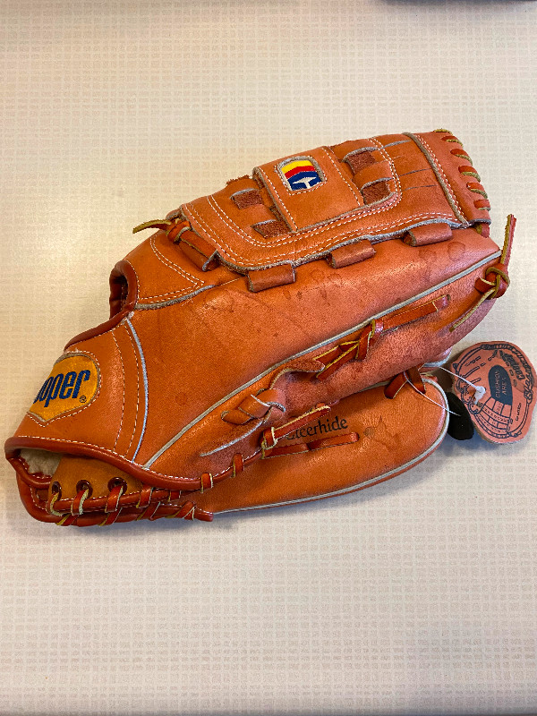 Cooper Black Diamond 248 RHT baseball glove - New in Hobbies & Crafts in Oakville / Halton Region