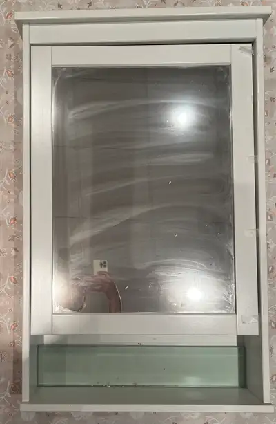 IKEA HEMNES Mirror Medicine Cabinet – White – Great Condition, View more