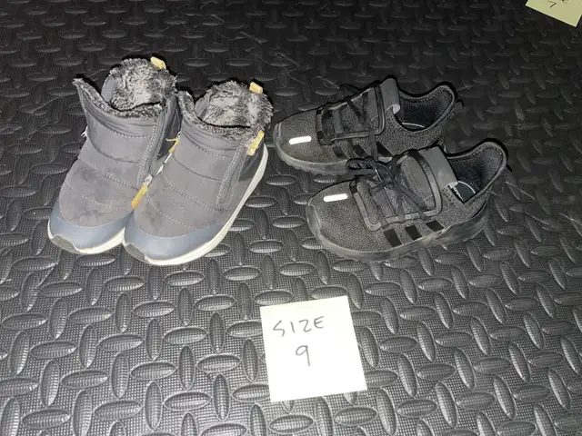 Kids Shoes - Sizes 6, 7, 9 (Please read description) in Kids & Youth in St. Albert - Image 4