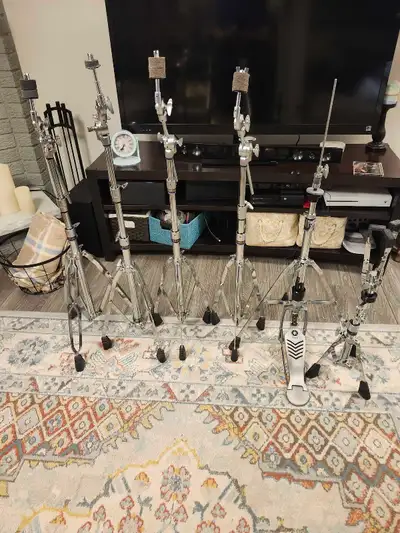 Assorted Yamaha drum hardware in very good condition., View more