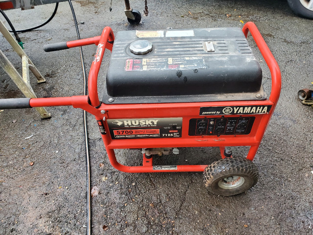 5700watt 120/240 volt Husky/Yamaha generator in Power Tools in Dartmouth - Image 3