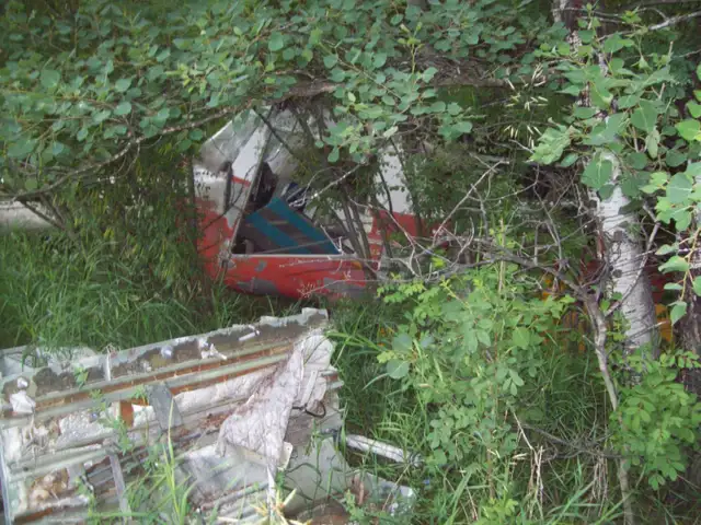 assortment of cessna 150 aircraft part's for sale plus a twin in Other in Regina - Image 4
