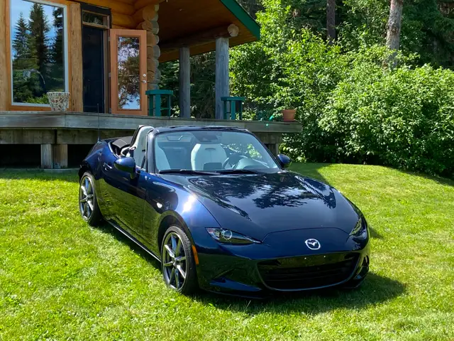 2021 MX5 Mazda convertable542978523016079364