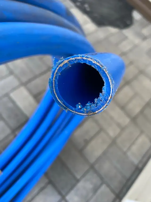 67 FT Roll of IPEX PE-AL-PE 2532 1’’ 200 PSI Potable Piping in Other in North Bay - Image 5