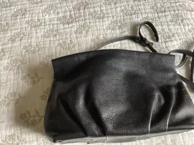 Beau sac bandoulière Zara en cuir