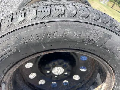 Winter tires with sensors off of a Toyota Highlander $450 obo