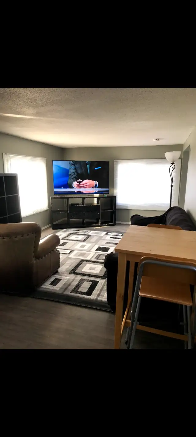 1970 Mobile home needs to be moved ASAP56x18ft 4 bed plus den in Houses for Sale in Calgary - Image 10
