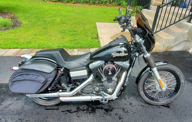 Harley Davidson Street bob fxdb 2012 dans Routières  à Laval/Rive Nord - Image 2