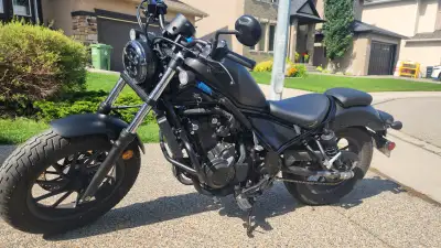 This bike is in perfect condition with only 1562km. A great bike for learners or beginners. I have u...