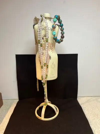 Great decor piece for a dressing table or dresser for your daily use jewelry. Ideal for necklaces br...
