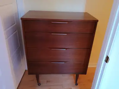 Kroehler Mid-Century Dresser, View more