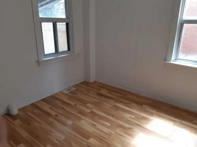 Room for rent near Eglinton West Subway and Yorkdale Mall in Room Rentals & Roommates in City of Toronto - Image 3