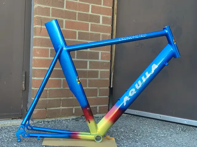 Road bike frame in Road in City of Toronto - Image 6