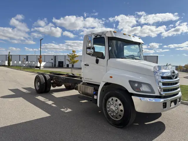 Hino 358 in Heavy Trucks in Brantford - Image 9