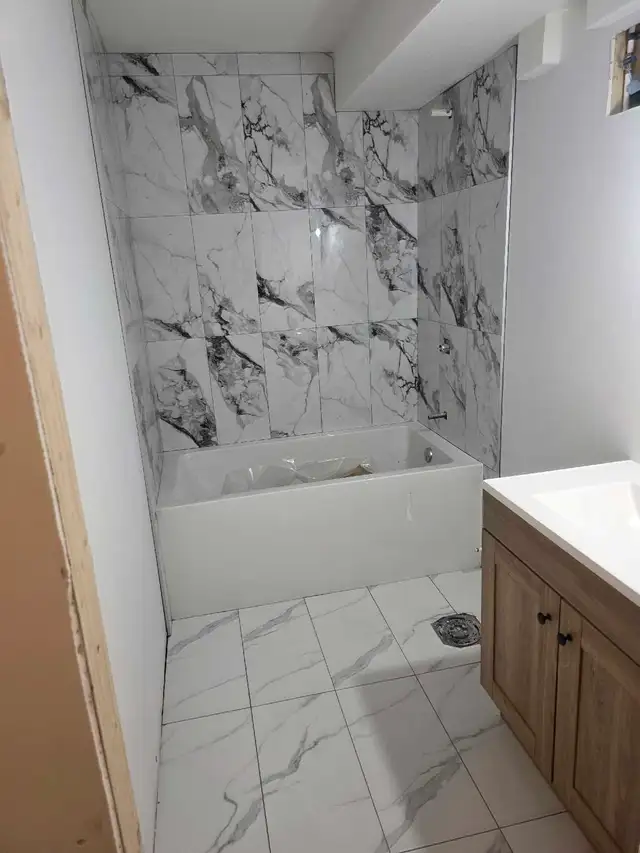 Bathroom renovation in Plumbing, Sinks, Toilets & Showers in Calgary - Image 11