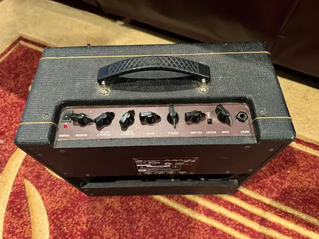 Vintage VOX V9168R Pathfinder 15R 15W 1X8 Guitar Combo Amp in Amps & Pedals in City of Toronto - Image 5
