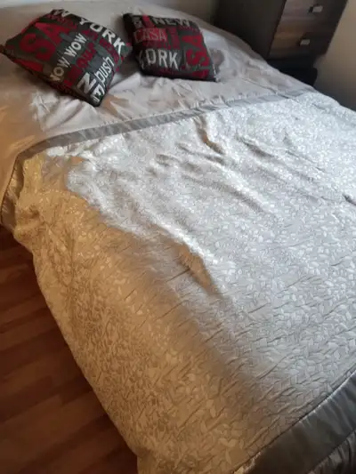 Literies = draps couvre-lit double, View more