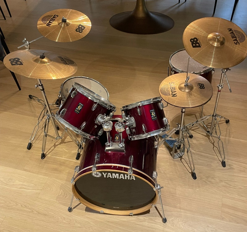 Yamaha Rydeen Drum Kit (5pc) c/w Sabian B8 Cymbal Set (4pc) Drums