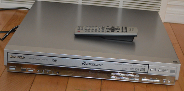 DVD / CD 5 DISC CHANGER with REMOTE in CDs, DVDs & Blu-ray in Edmonton