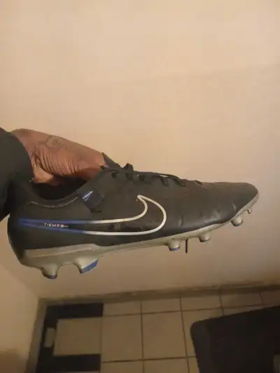 size 10 nike cleats , View more