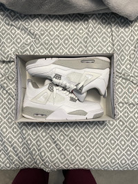 Jordan 4 White Oreos - Size 10