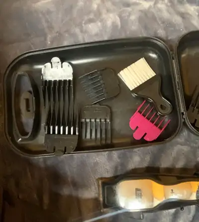 Wahl hair clipper set! Wahl USA hair clipper. Comes with multiple clipper guards, cleaning brush, an...