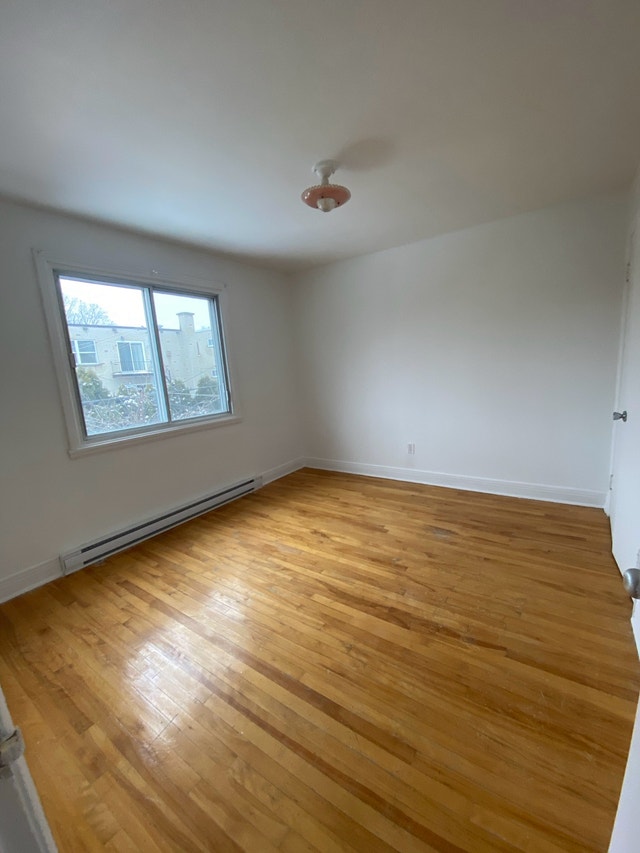 3 bedrooms apartment is available — photo 2