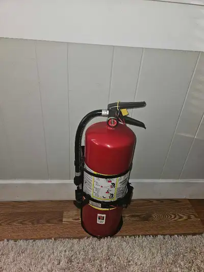 20lbs fire Extinguisher & Bracket , View more