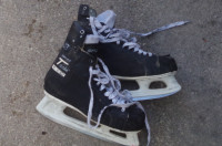Hockey Skates - Sport Tacks - Size 9.5