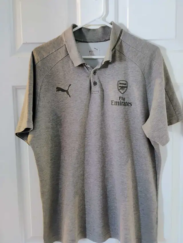 Puma Arsenal FC polo in Men's in Oshawa / Durham Region - Image 5