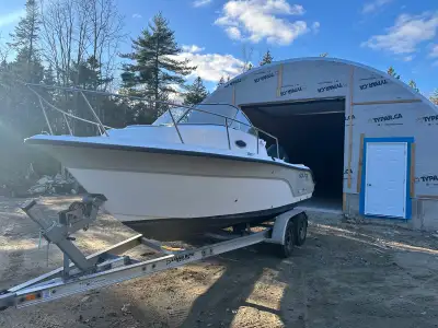 2007 sea fox 216 (WA) walk around is a 21.3 foot versatile fishing boat with a 8’6” beam. Comes with...