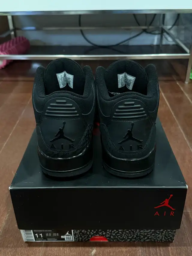 Jordan 3 Black Cat 2025 in Men's Shoes in City of Toronto - Image 4