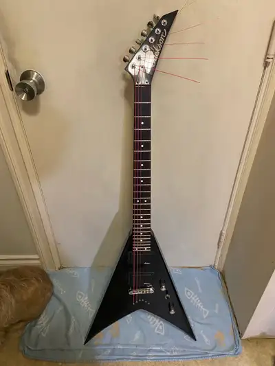 Jackson king v guitar, View more