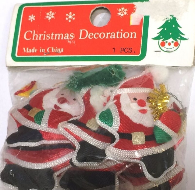 SANTA CLAUS CHRISTMAS TREE ORNAMENTS DECORATION • Set contains 6 Toys