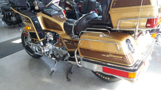 HONDA GOLDWING GL1200 1985, Limited Edition dans Routières  à Victoriaville - Image 2