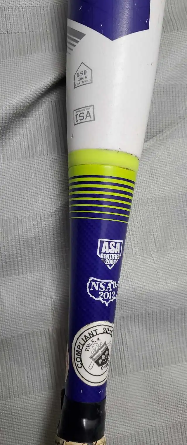 Louisville slugger softball bat 20oz 31 "  in Baseball & Softball in City of Toronto - Image 6