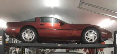 C4 corvette, automatic/ black interior. Polished tpi setup and exhaust. Comes with glass roof and pa...
