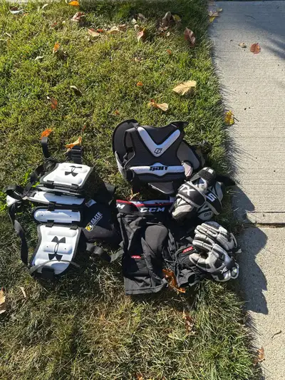 Youth lacrosse equipment (junior), View more