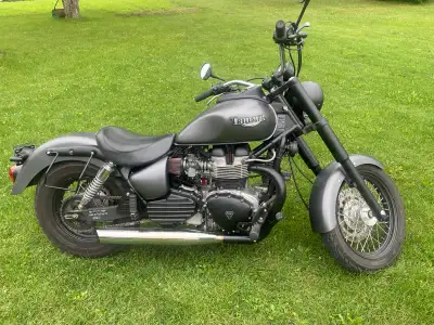 2002 Triumph Bonneville America. Bike runs and rides VERY well. I’ve bought something new to me beca...